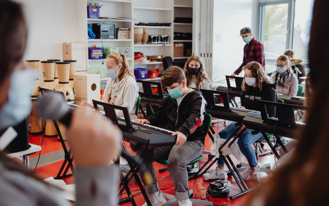 Mühlbachschüler tauchen in Band-Leben ein